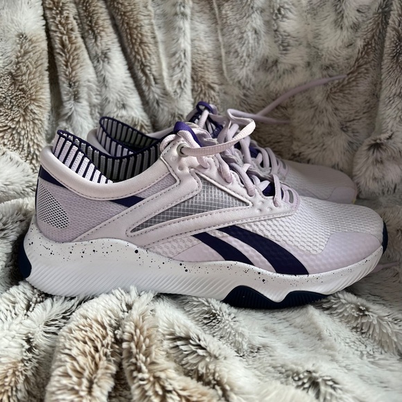 NWOT Reebok Gym & Training Workout Shoes Women Size 7 - Picture 3 of 11